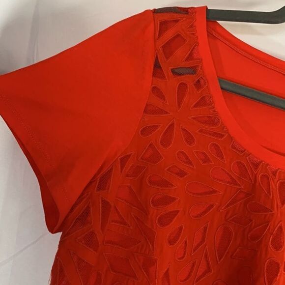 Babaton Aritzia Red Floral Mesh Design Top - Picture 3 of 6